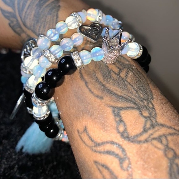 Jewelry - 3 piece crystal bracelet set